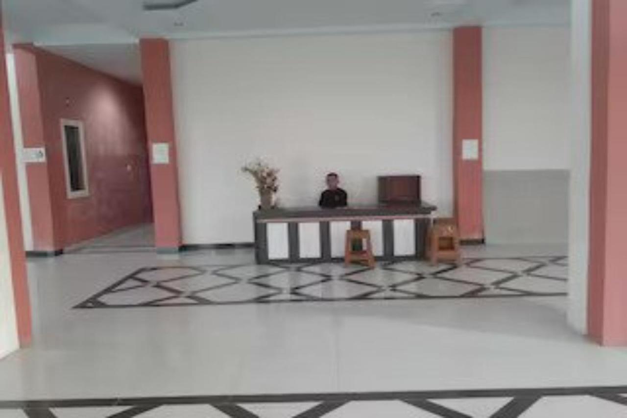 Express O 91662 Kost Rumah Kaca