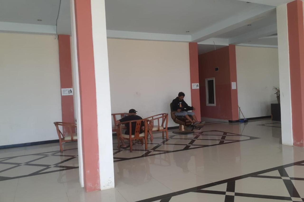 Express O 91662 Kost Rumah Kaca Banda Aceh
