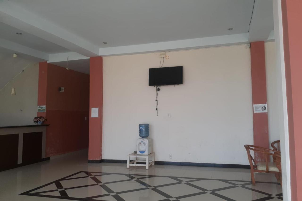 Hotel Express O 91662 Kost Rumah Kaca Banda Aceh